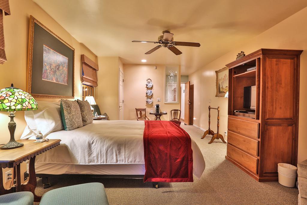 Alpenhorn Bed And Breakfast Big Bear Lake Esterno foto