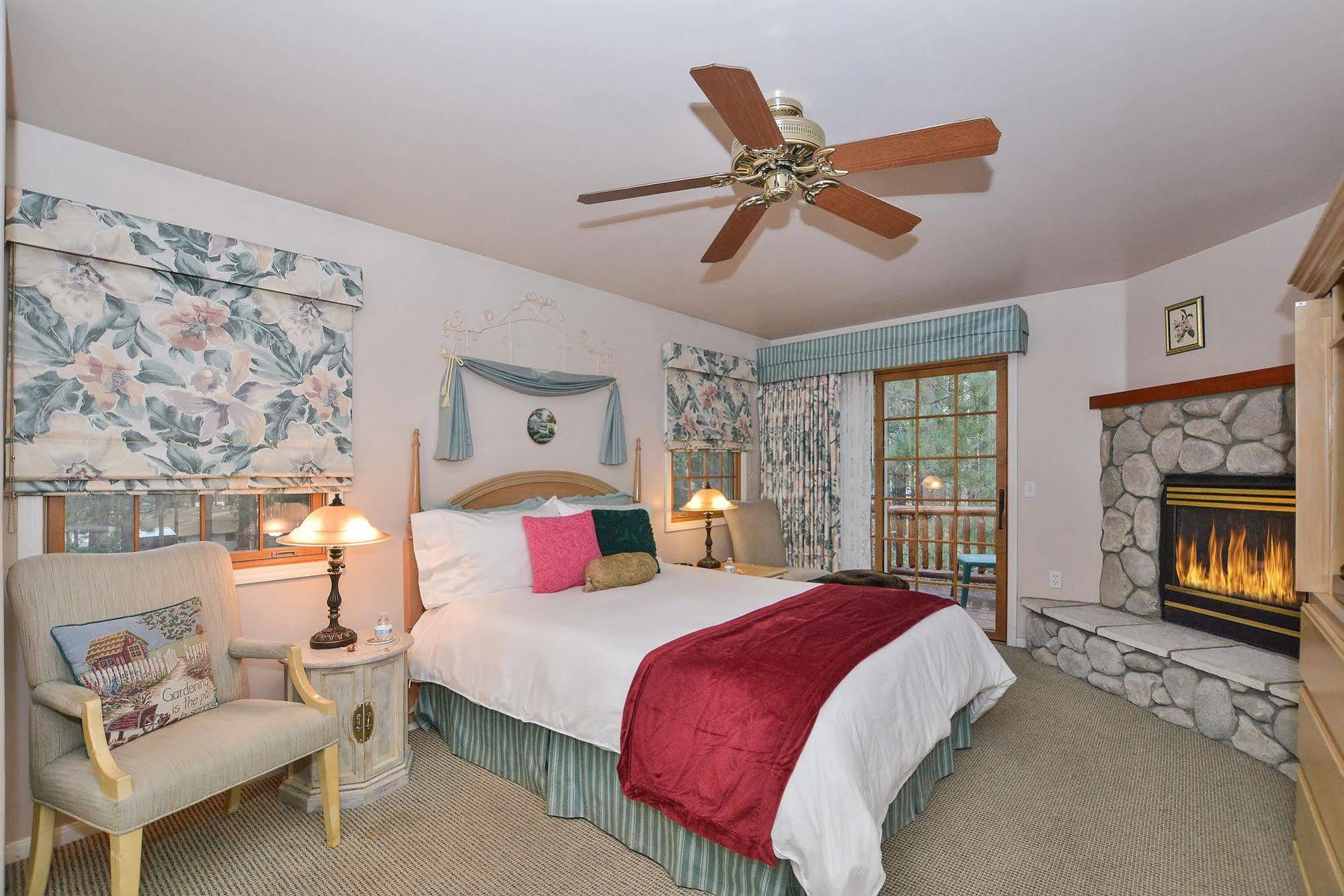 Alpenhorn Bed And Breakfast Big Bear Lake Esterno foto