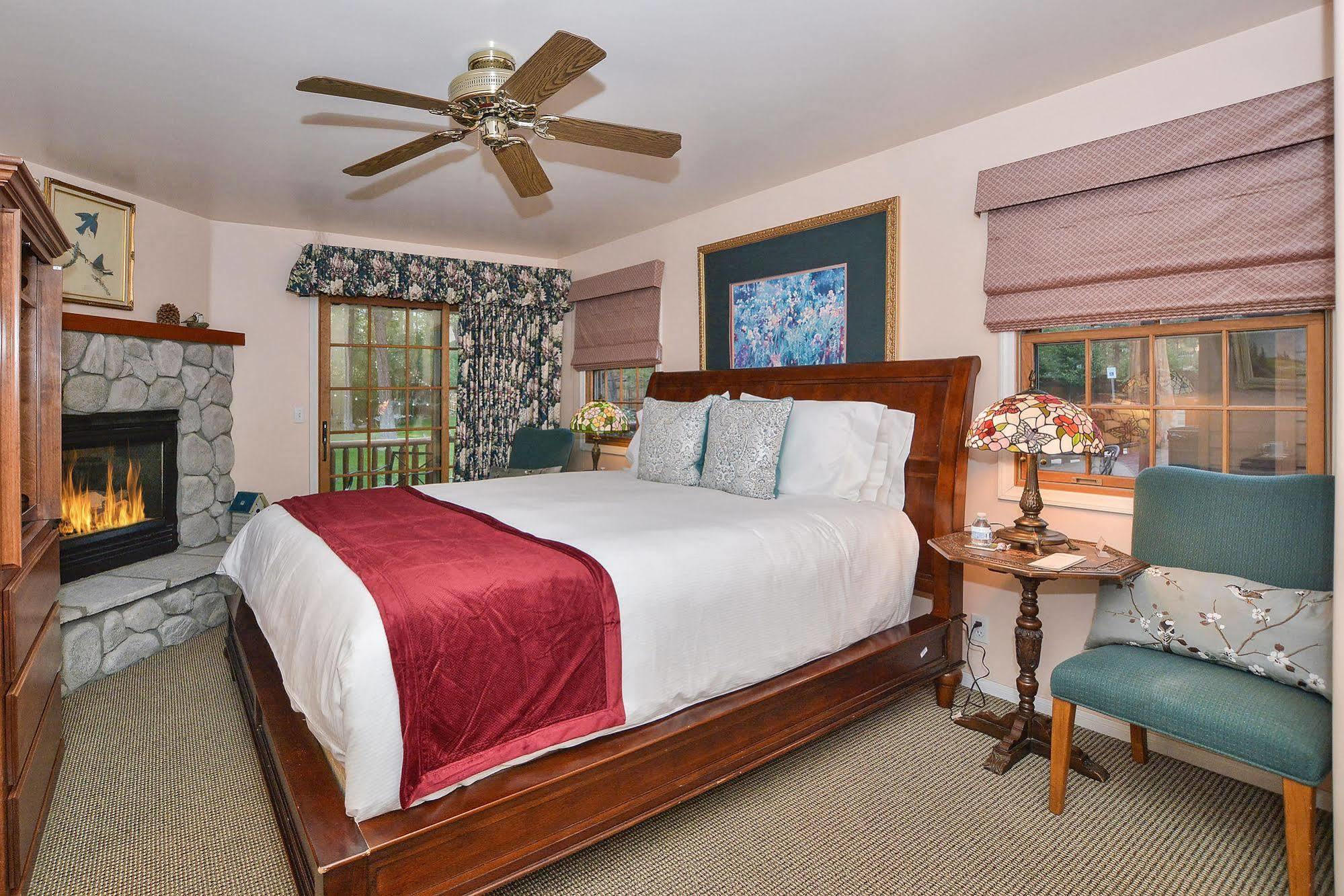 Alpenhorn Bed And Breakfast Big Bear Lake Esterno foto