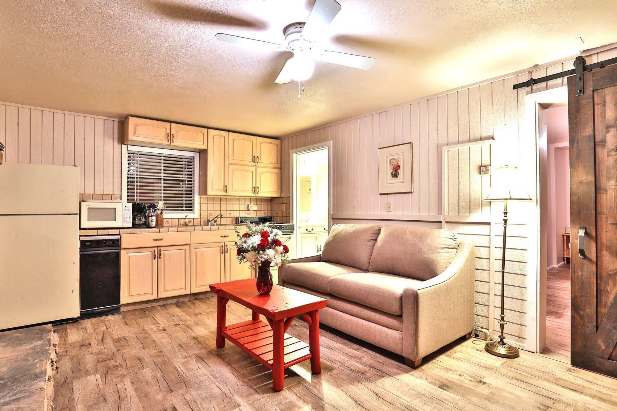 Alpenhorn Bed And Breakfast Big Bear Lake Esterno foto